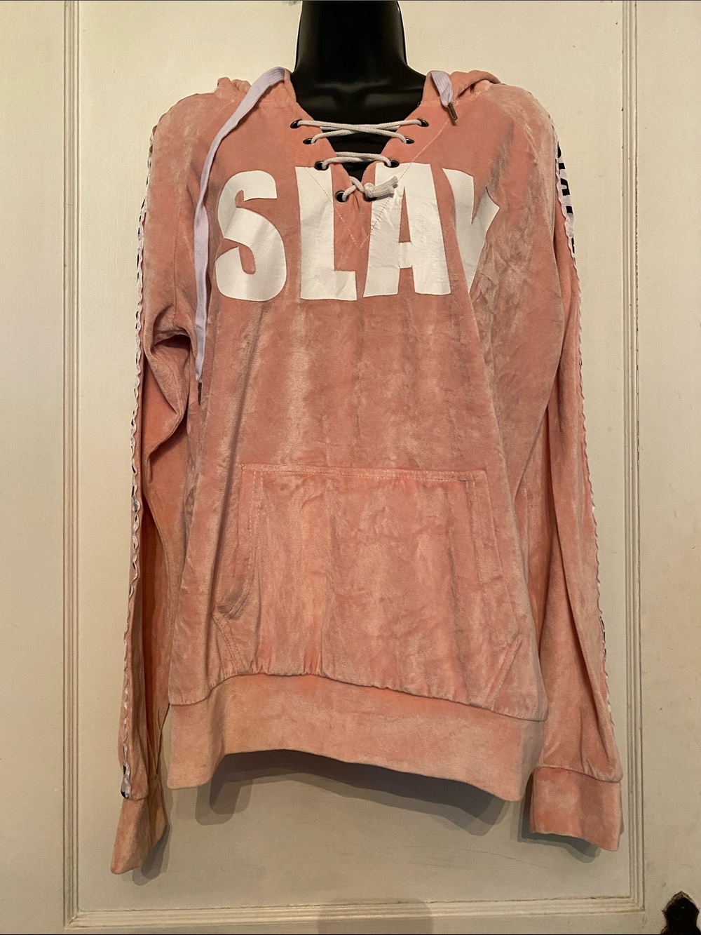 V! Slay Special one hoodie size XL